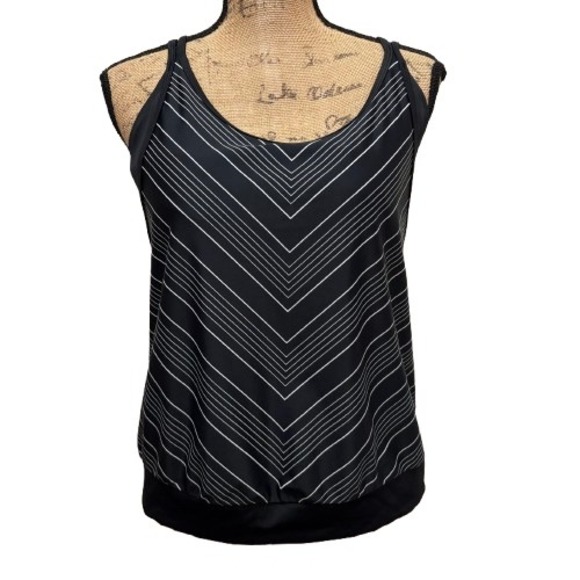 Athleta Black Tankini Top Chevron Print Swim Crisscross Strap Black Size 36D/DD - Picture 1 of 6